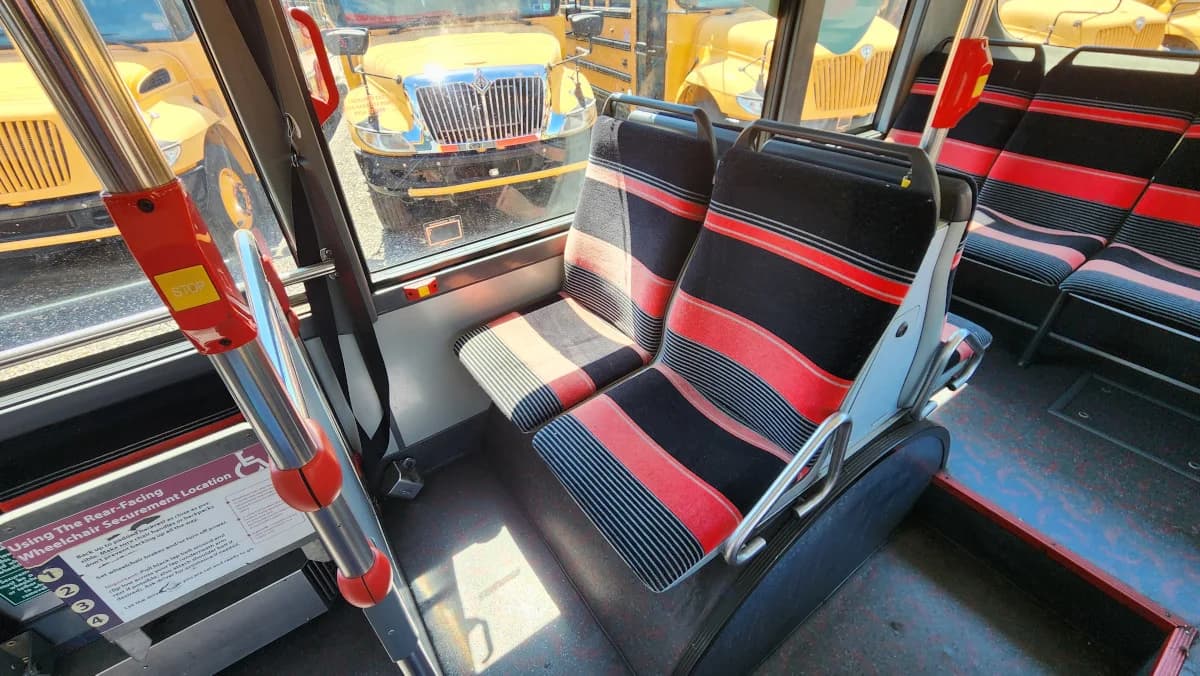 2009 Van Hool 30 Foot ADA Transit - Image 20