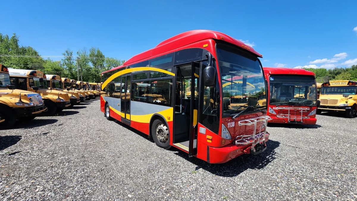 2009 Van Hool 30 Foot ADA Transit - Image 2