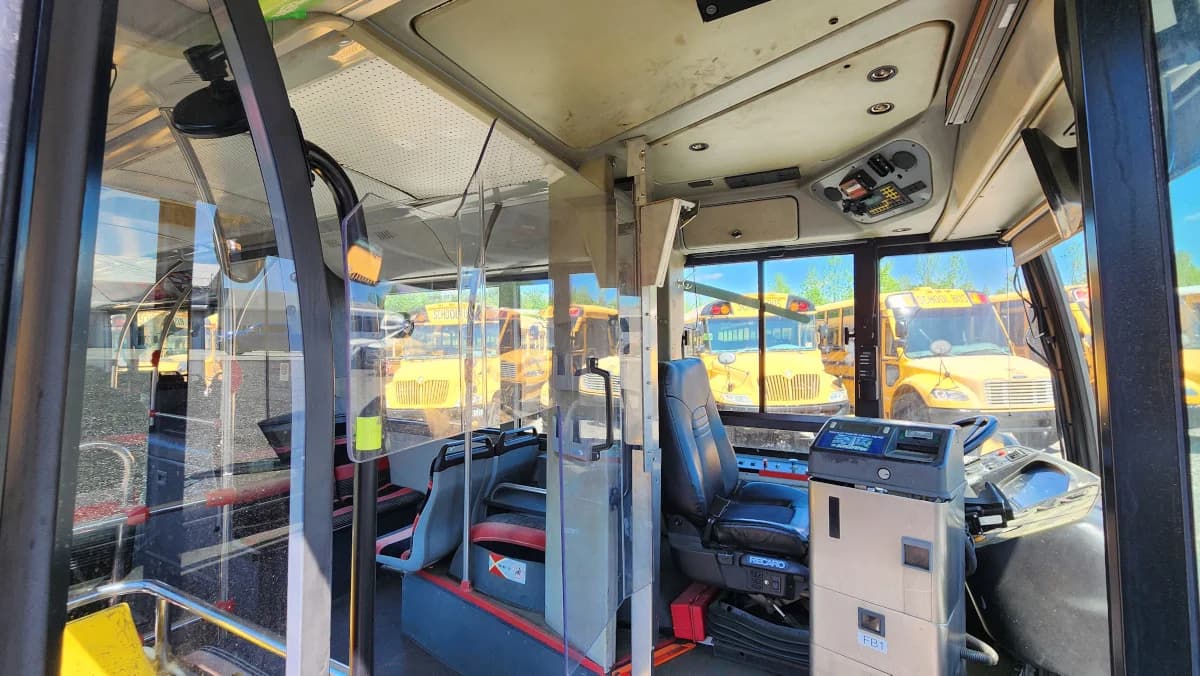 2009 Van Hool 30 Foot ADA Transit - Image 6