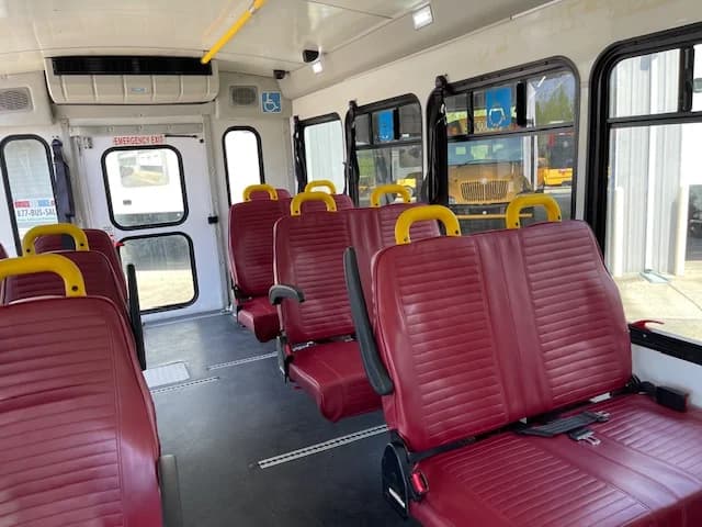 2018 Ford E-450 ADA Non-CDL Shuttle - Image 5