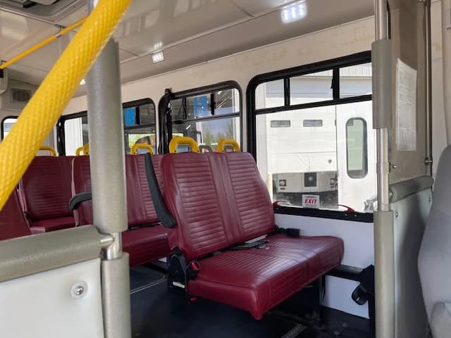2018 Ford E-450 ADA Non-CDL Shuttle - Image 6