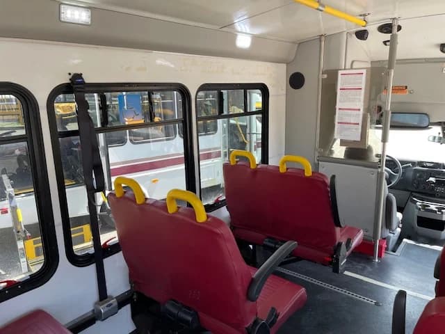 2018 Ford E-450 ADA Non-CDL Shuttle - Image 10