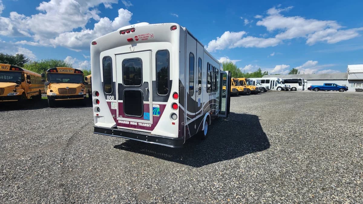 2018 FORD E-450 Non-CDL ADA - Image 37