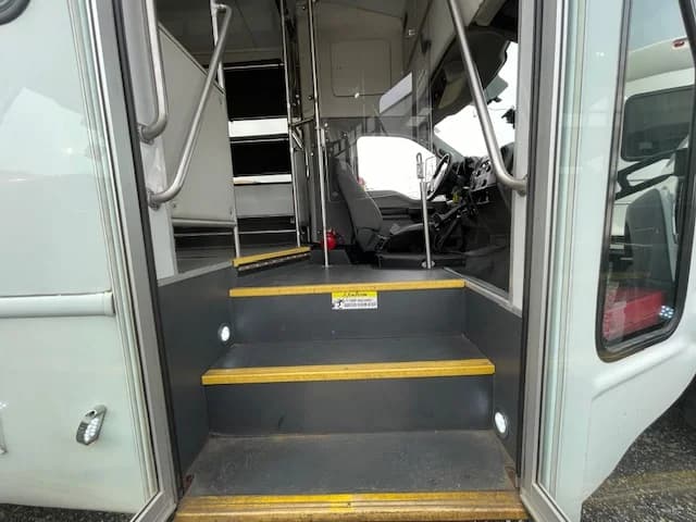 F-550 #50104 - Image 23