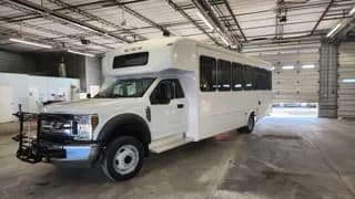2018 Ford F-550 bus