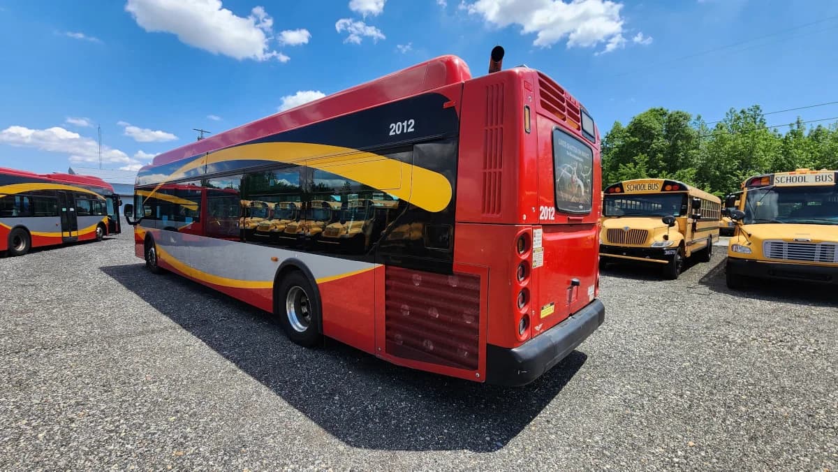 2014 New Flyer 40 Foot Hybrid Transit - Image 4