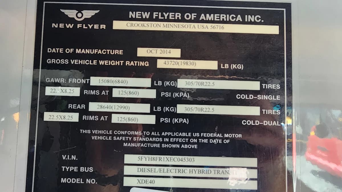 2014 New Flyer 40 Foot Hybrid Transit - Image 48