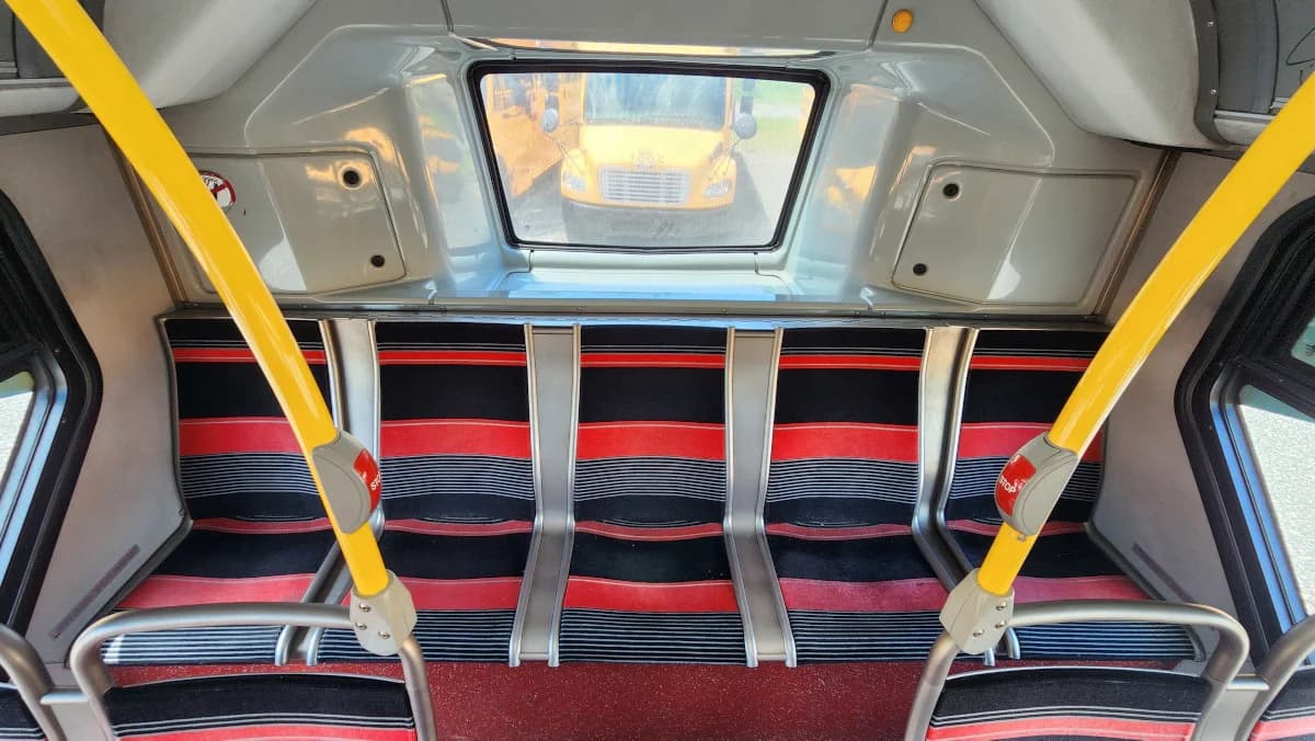 2014 New Flyer 40 Foot Hybrid Transit - Image 24