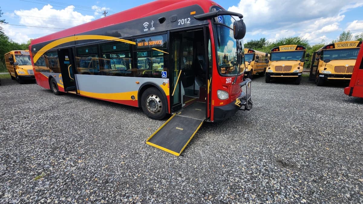 2014 New Flyer 40 Foot Hybrid Transit - Image 29
