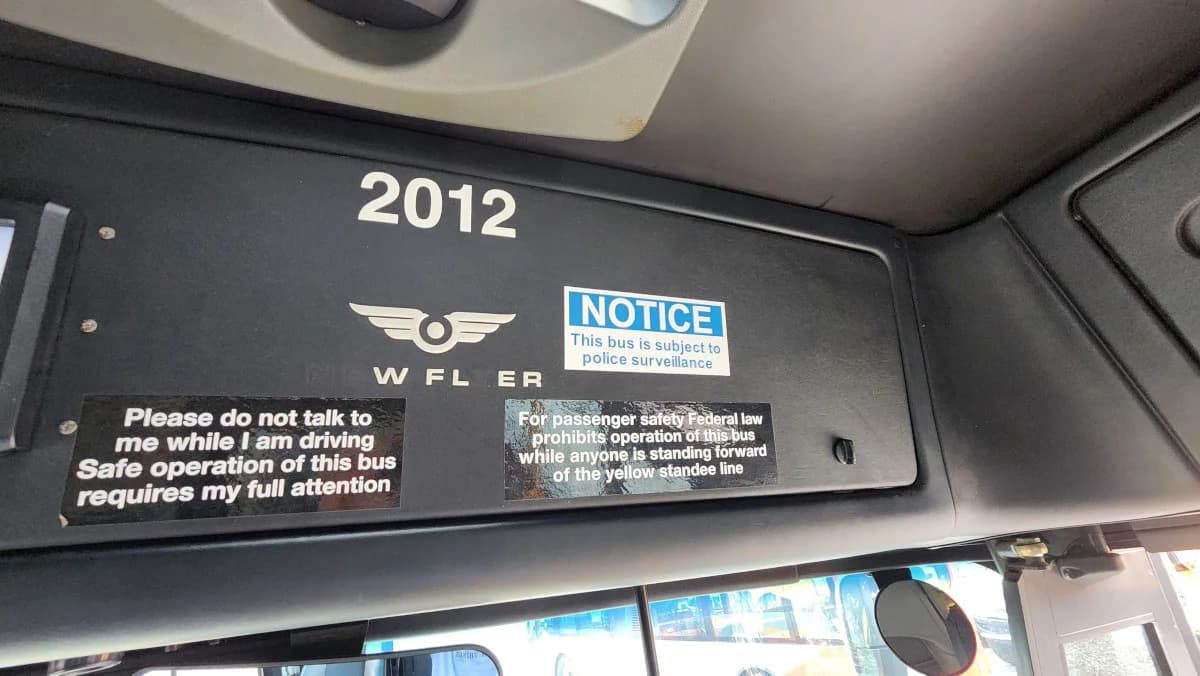 2014 New Flyer 40 Foot Hybrid Transit - Image 32