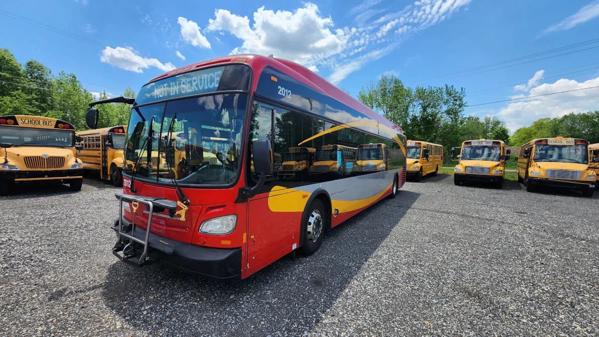 2014 New Flyer 40 Foot Hybrid Transit - Image 36