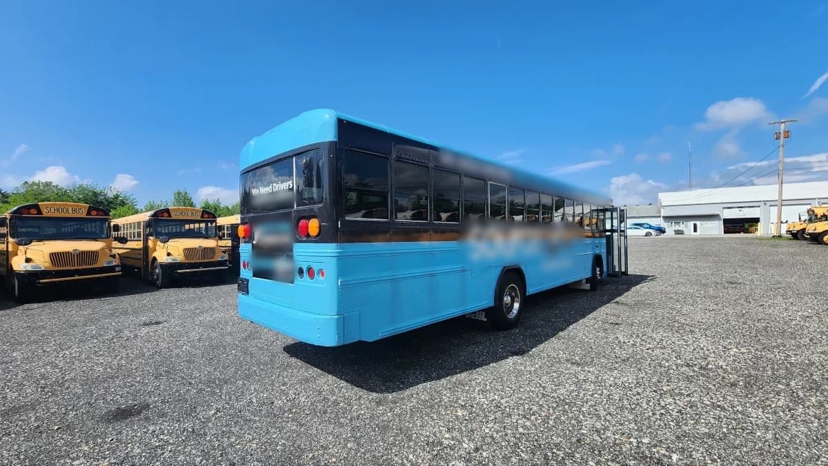 2011 Blue Bird FE Flat Nose Activity Bus - Image 28