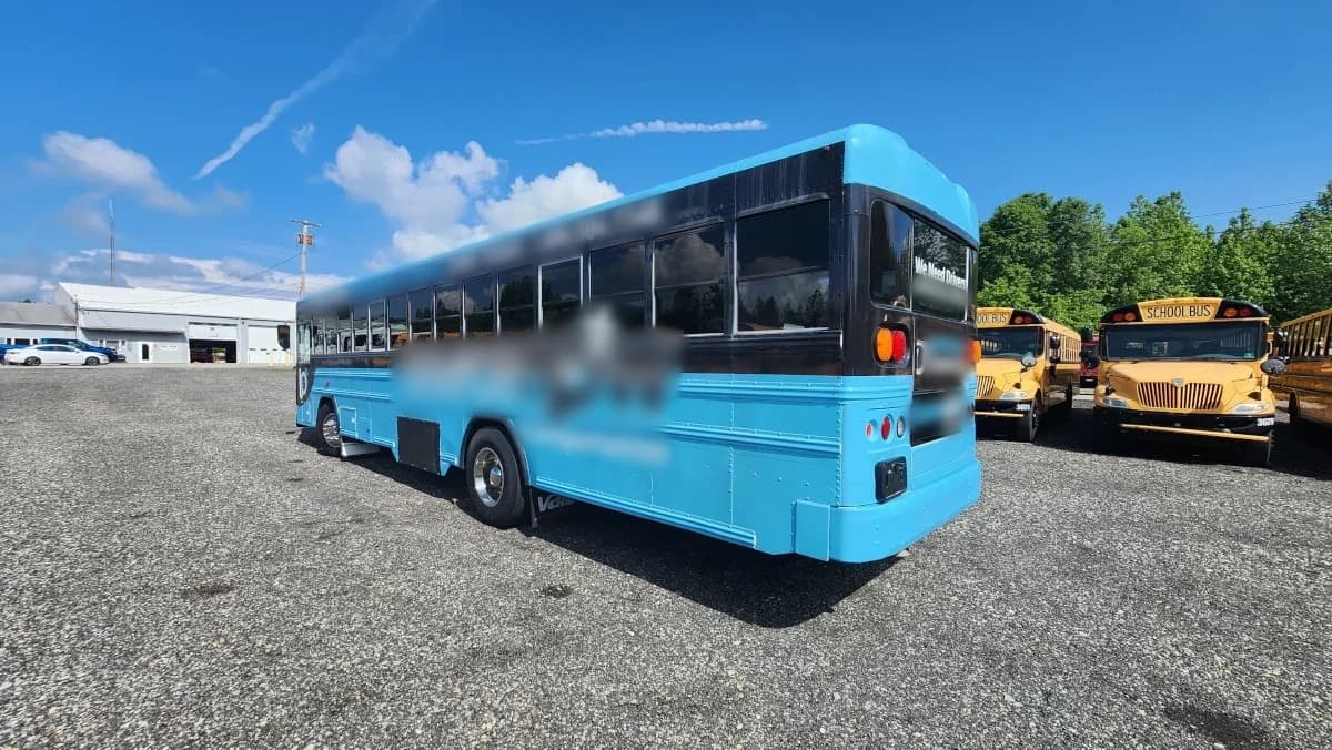 2011 Blue Bird FE Flat Nose Activity Bus - Image 31