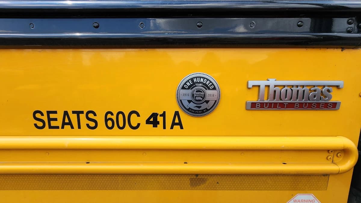 2016 Thomas Dual Door A/C - Image 30