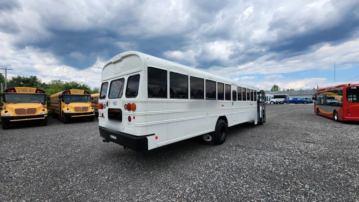 2017 Blue Bird Vision A/C - Image 3