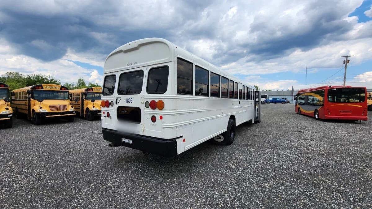 2017 Blue Bird Vision A/C - Image 32