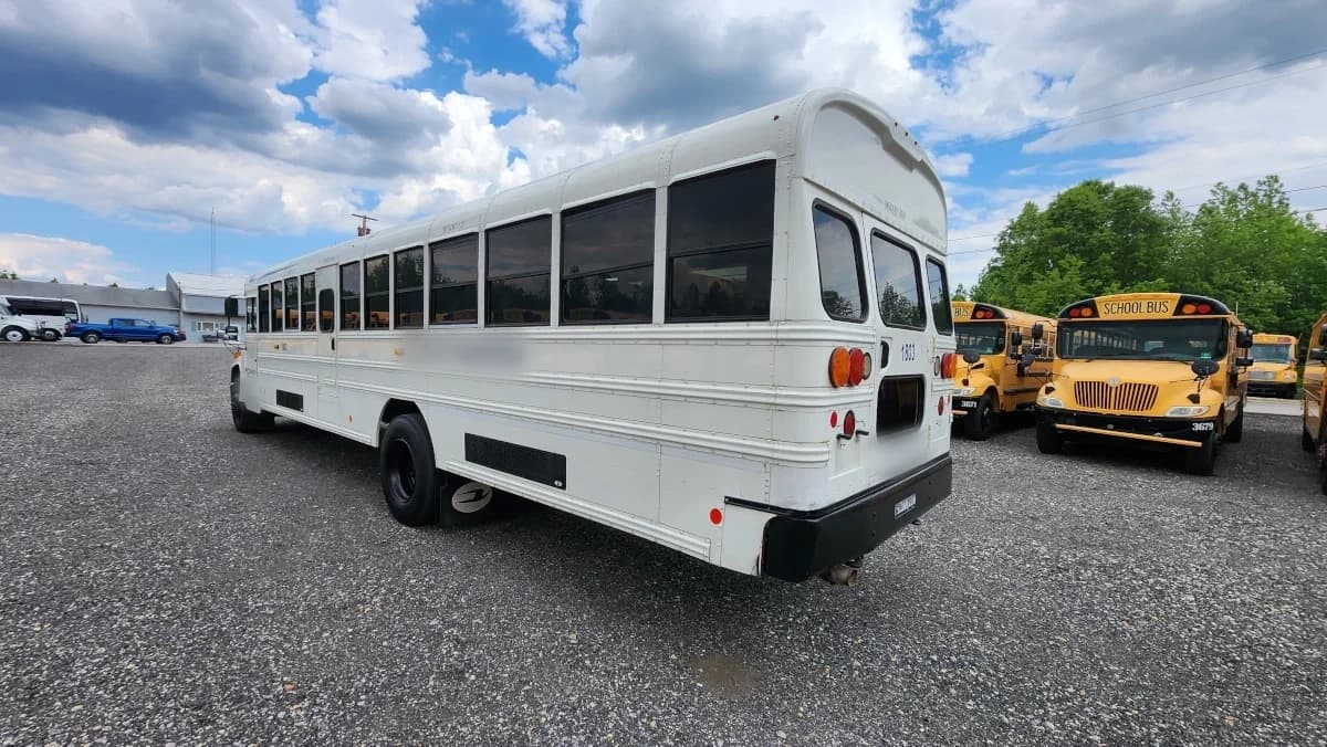 2017 Blue Bird Vision A/C - Image 4