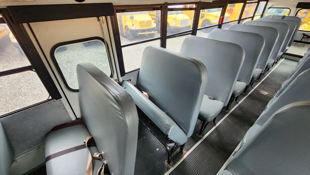 2017 Blue Bird Vision A/C - Image 13