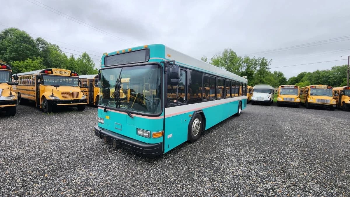 2013 GILLIG 40 Ft Low Floor Transit - Image 24