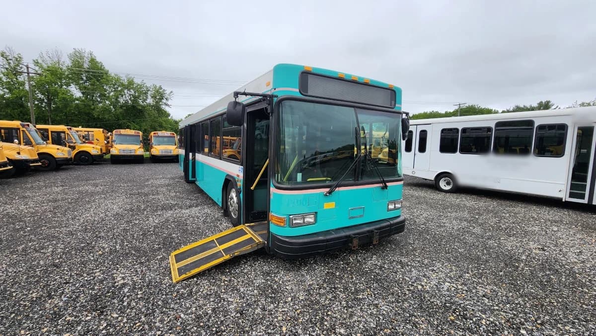 2013 GILLIG 40 Ft Low Floor Transit - Image 26