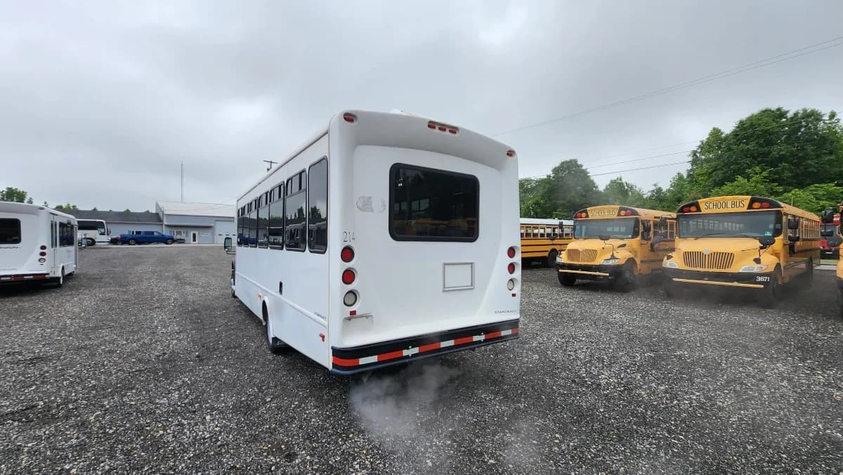 2019 F-550 ADA A/C Shuttle Bus - Image 33
