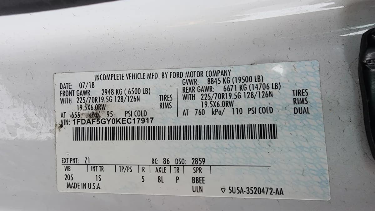 2019 F-550 ADA A/C Shuttle Bus - Image 38