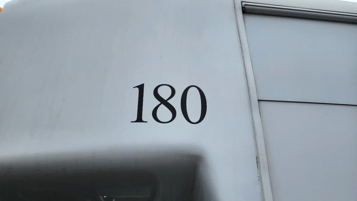 2016 Ford E-450 Starcraft ADA Shuttle - Image 36
