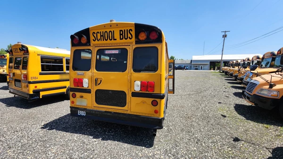 3 Matching 2021 Chevy NJ Spec Minotour 24 Passenger Buses - Image 10