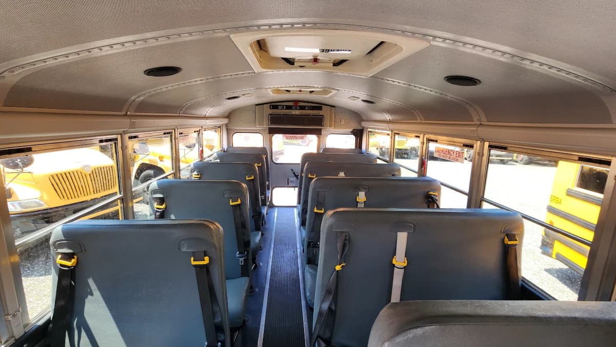 3 Matching 2021 Chevy NJ Spec Minotour 24 Passenger Buses - Image 18