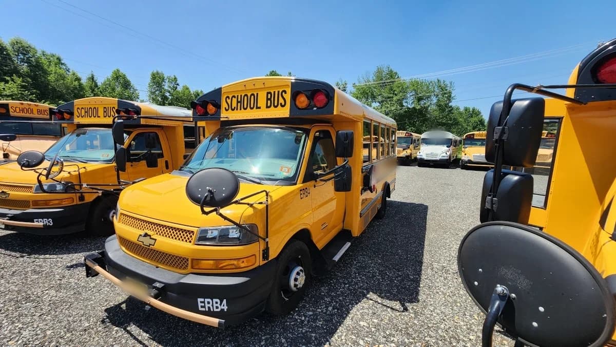 3 Matching 2021 Chevy NJ Spec Minotour 24 Passenger Buses - Image 31