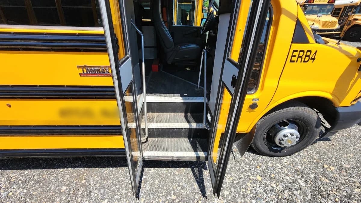3 Matching 2021 Chevy NJ Spec Minotour 24 Passenger Buses - Image 33