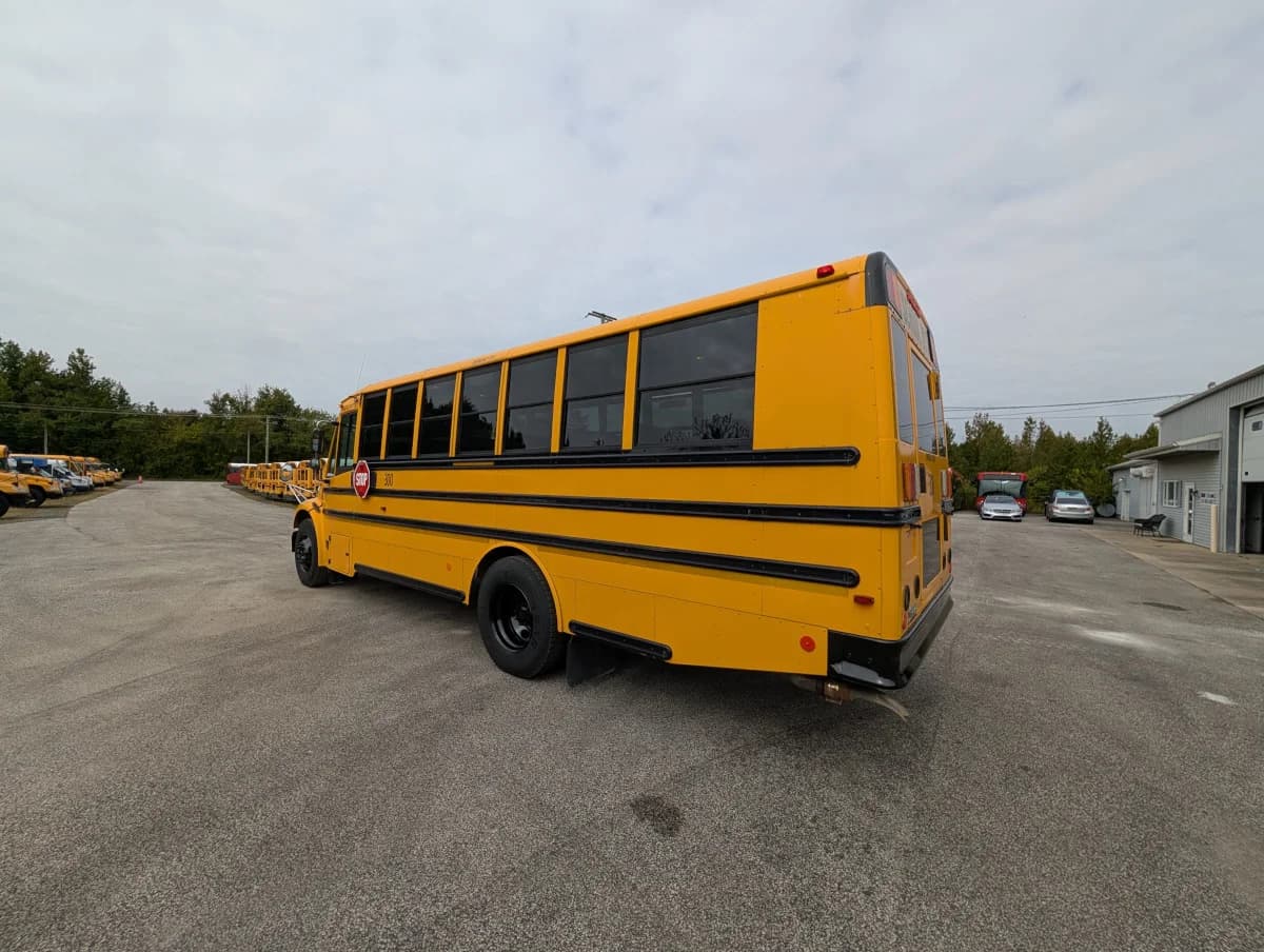 2017 Thomas C2 48 Passenger School Bus - Image 4