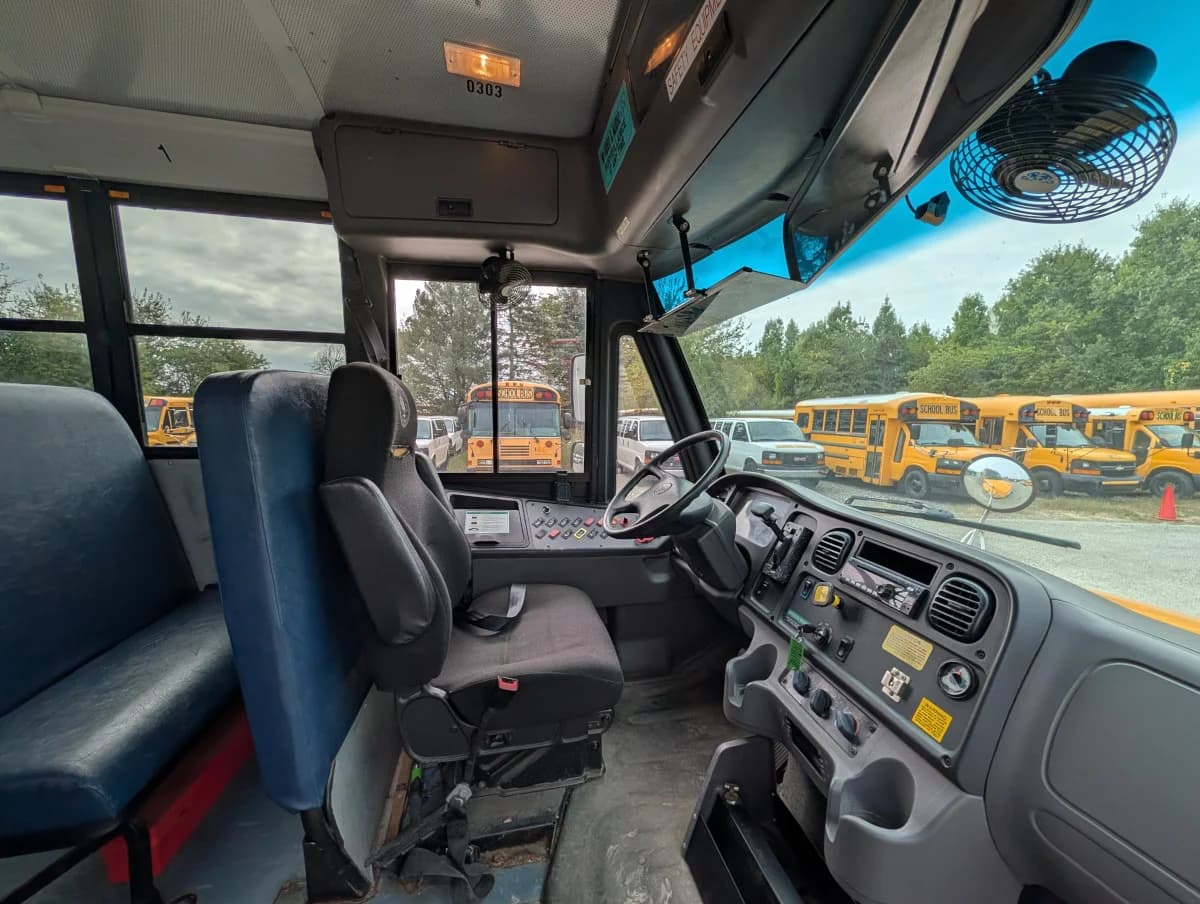 2017 Thomas C2 48 Passenger School Bus - Image 6