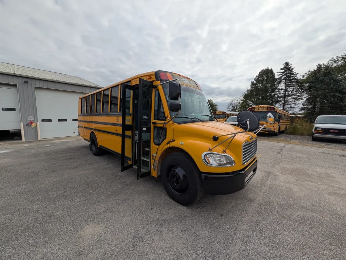 2017 Thomas C2 48 Passenger School Bus - Image 16