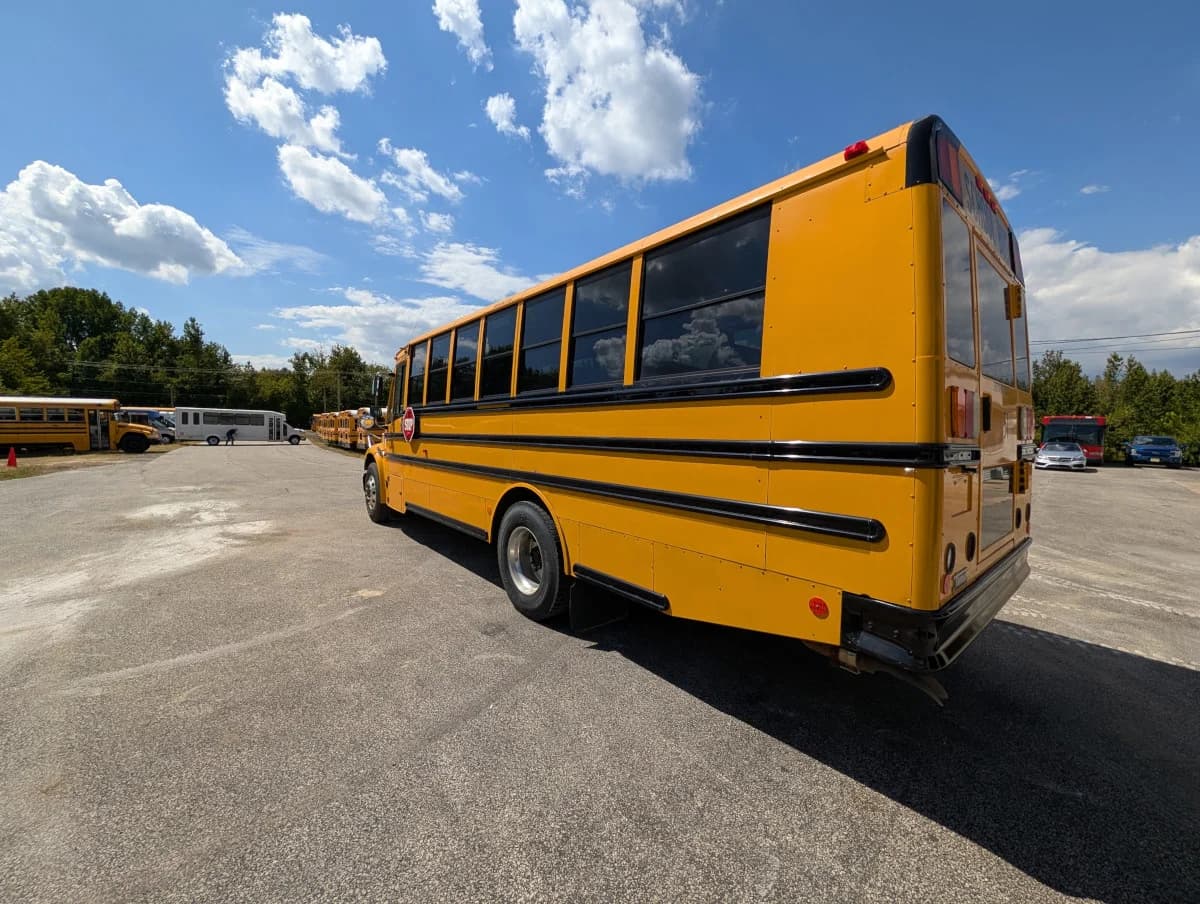 2017 Thomas C2 48 Passenger - Image 4