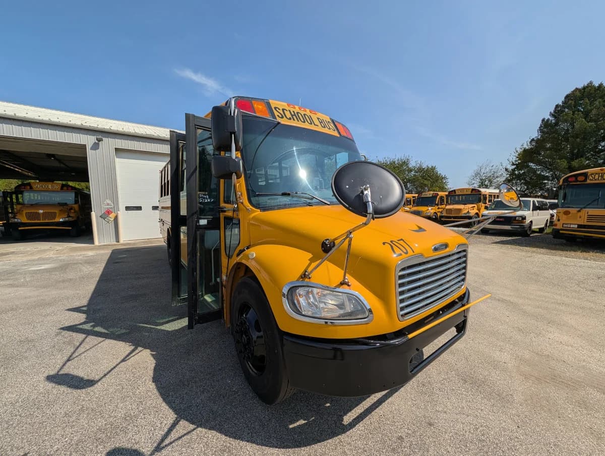 2018 Freightliner Thomas  C2 48P - Image 18