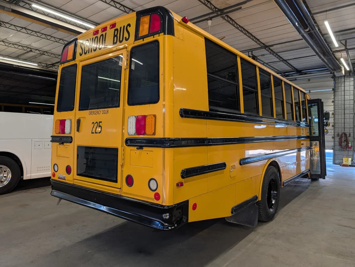 2018 Thomas C2 48 Passenger - Image 13