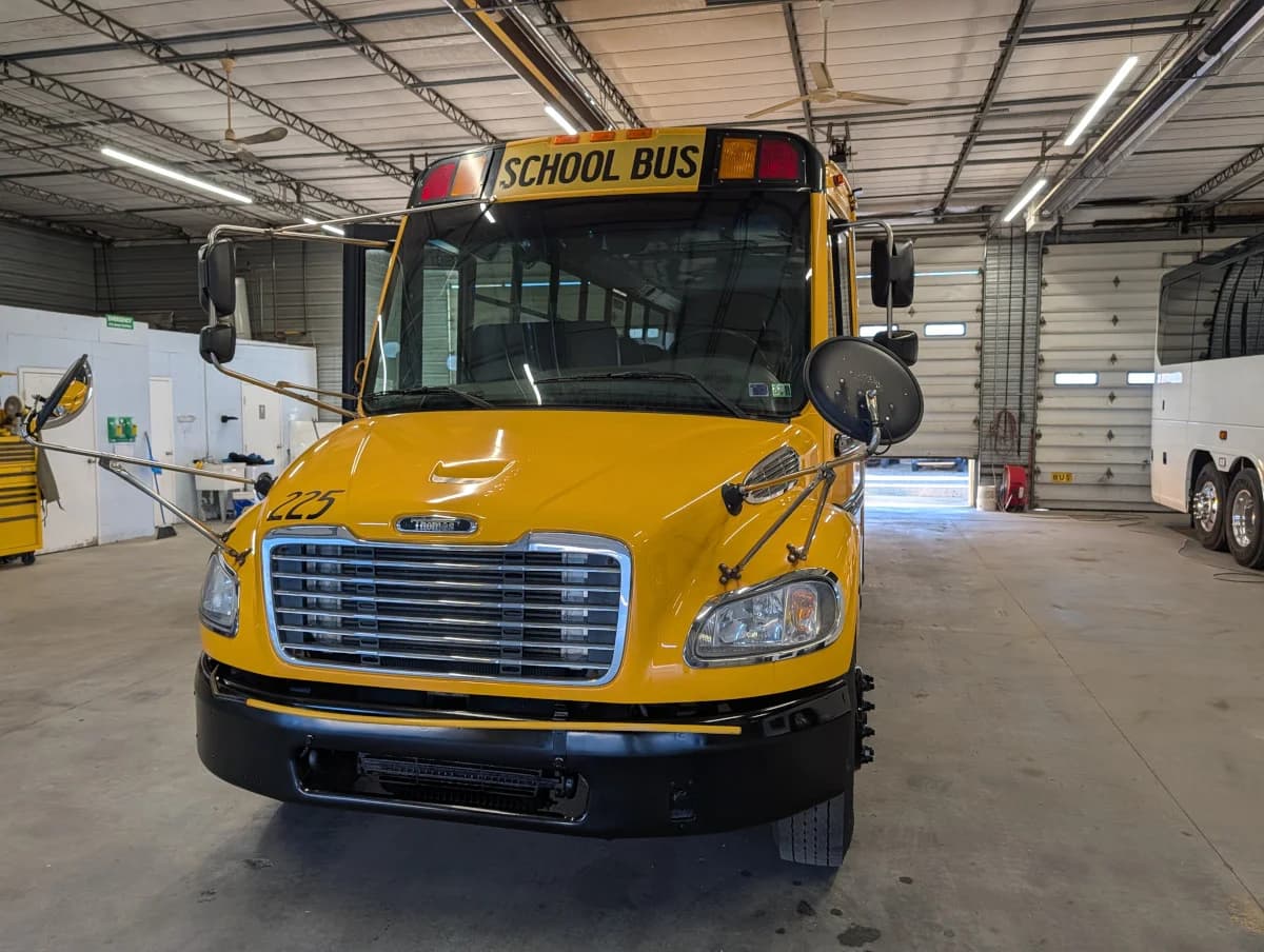 2018 Thomas C2 48 Passenger - Image 10