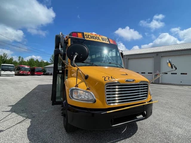 2018 THOMAS C2 48 Passenger  - Image 15