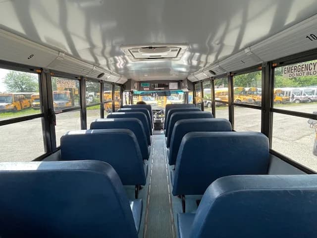 2018 THOMAS C2 48 Passenger  - Image 5