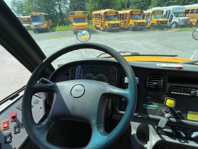 2018 THOMAS C2 48 Passenger  - Image 10