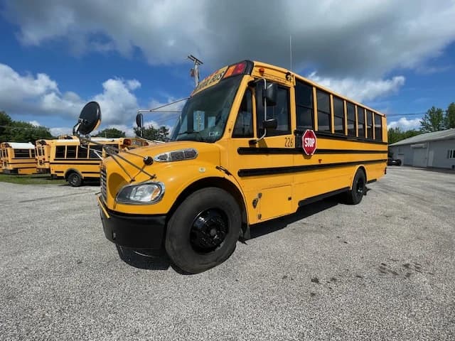 2018 THOMAS C2 48 Passenger  - Image 18