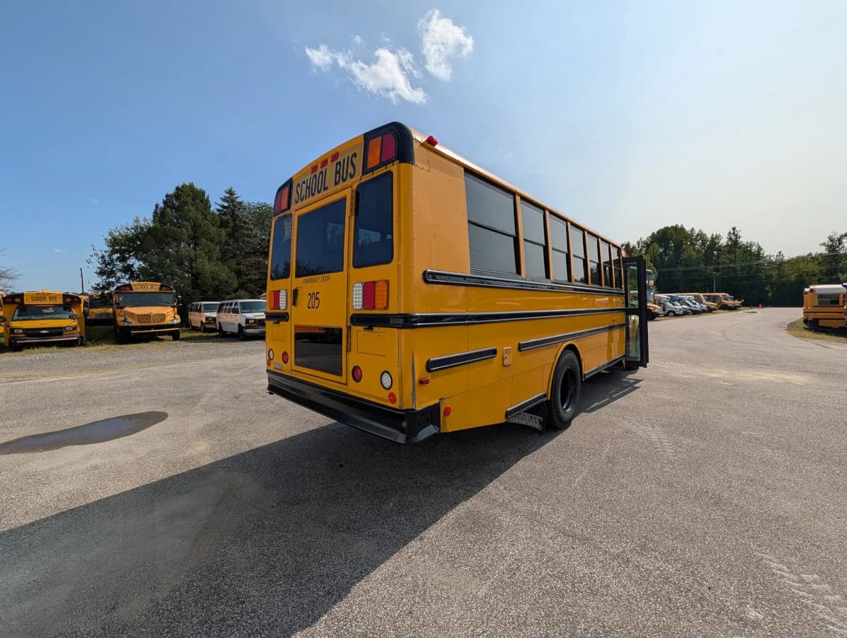 2018 Thomas C2 48 Passenger - Image 19