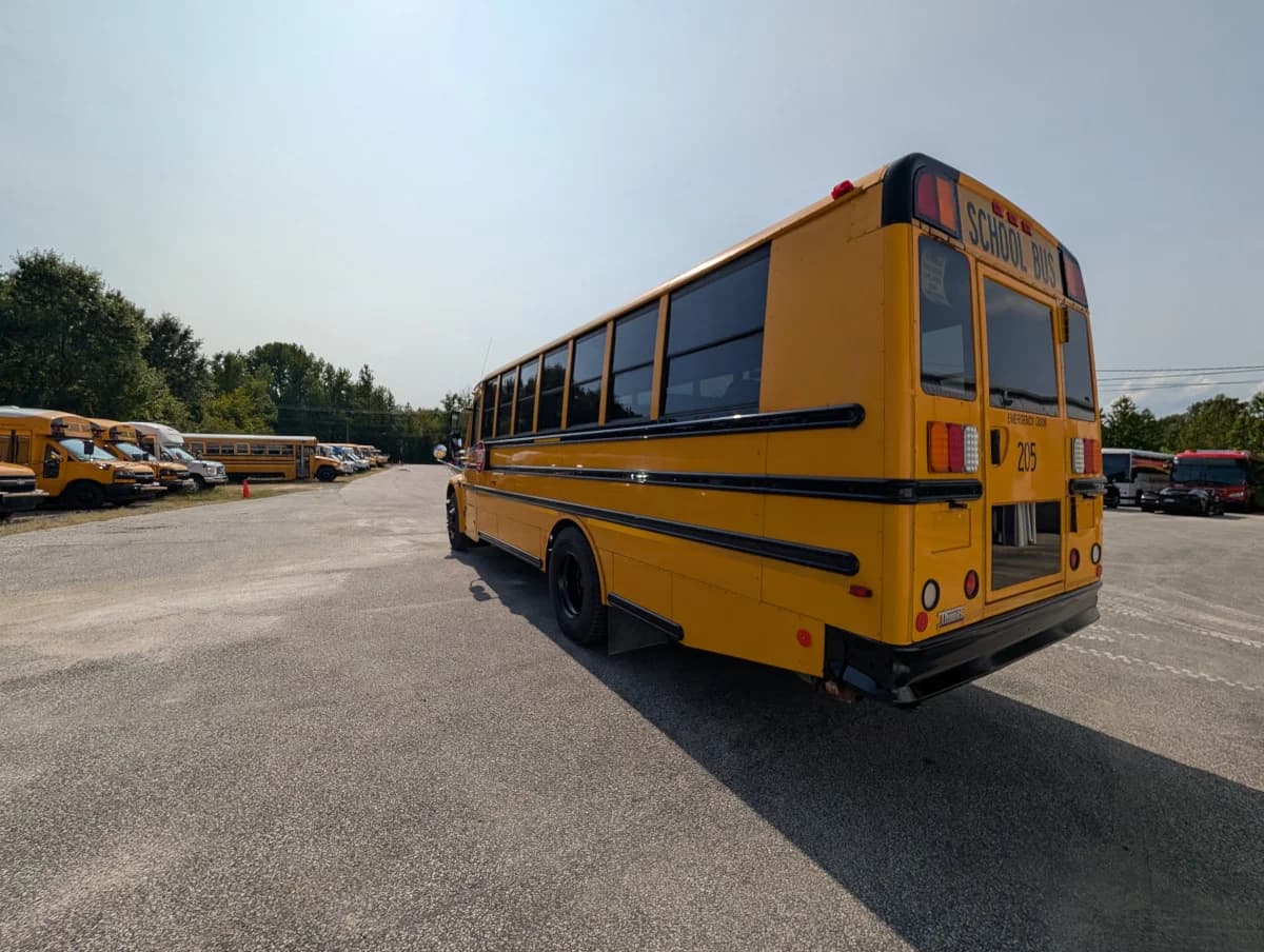 2018 Thomas C2 48 Passenger - Image 22