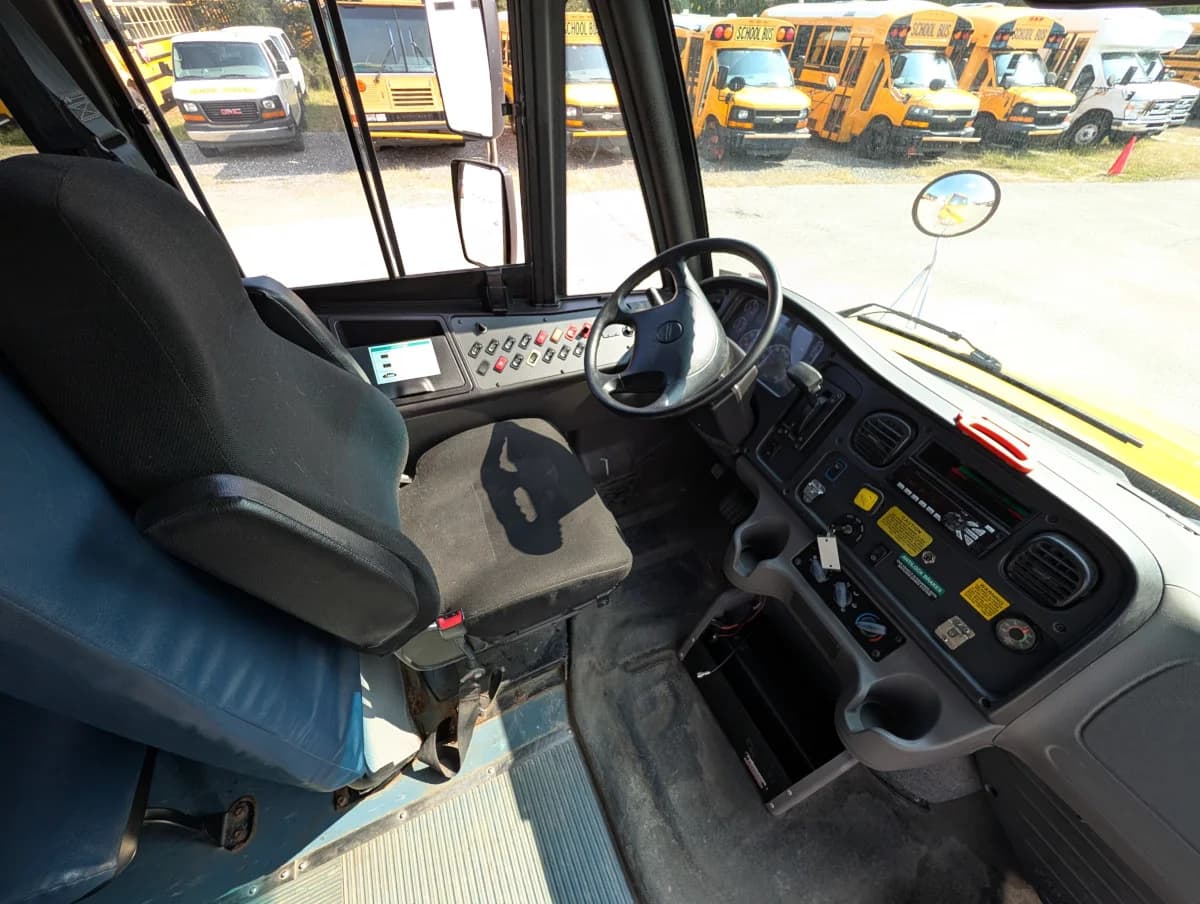 2018 Thomas C2 48 Passenger - Image 6