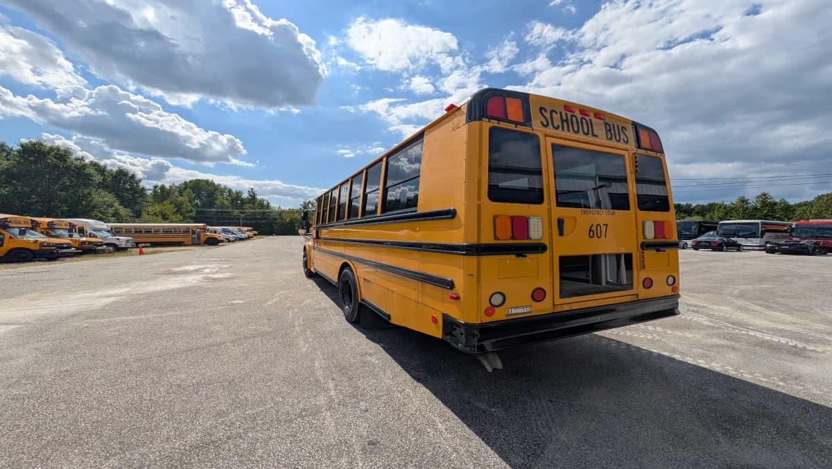 2018 Thomas C2 48 Passenger - Image 19