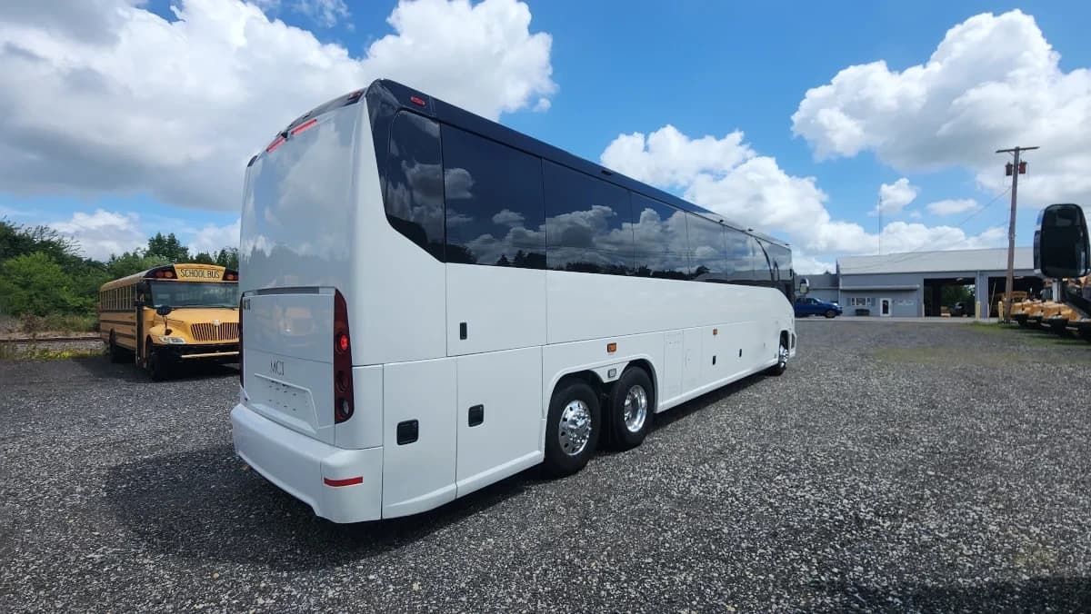 2025 MCI J4500 ADA Coach Bus - Image 3