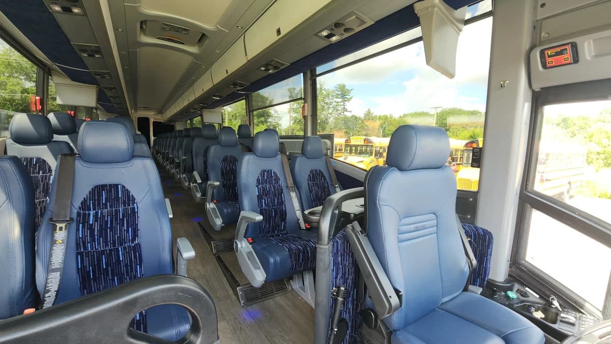 2025 MCI J4500 ADA Coach Bus - Image 8