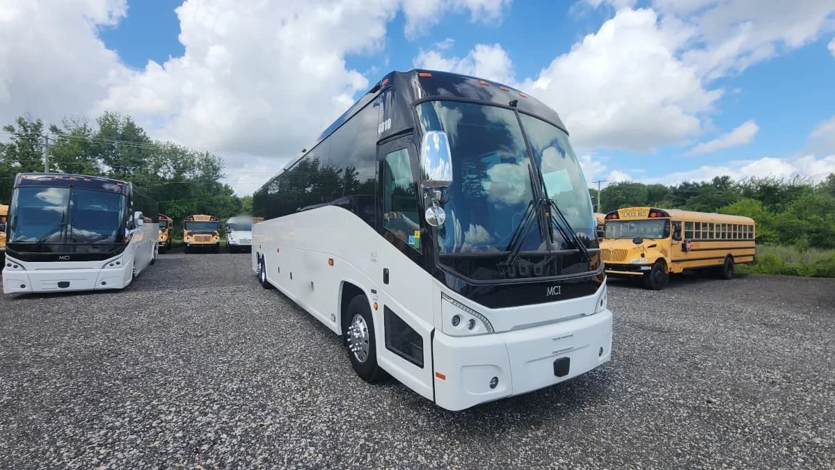 2025 MCI J4500 ADA Coach Bus - Image 2