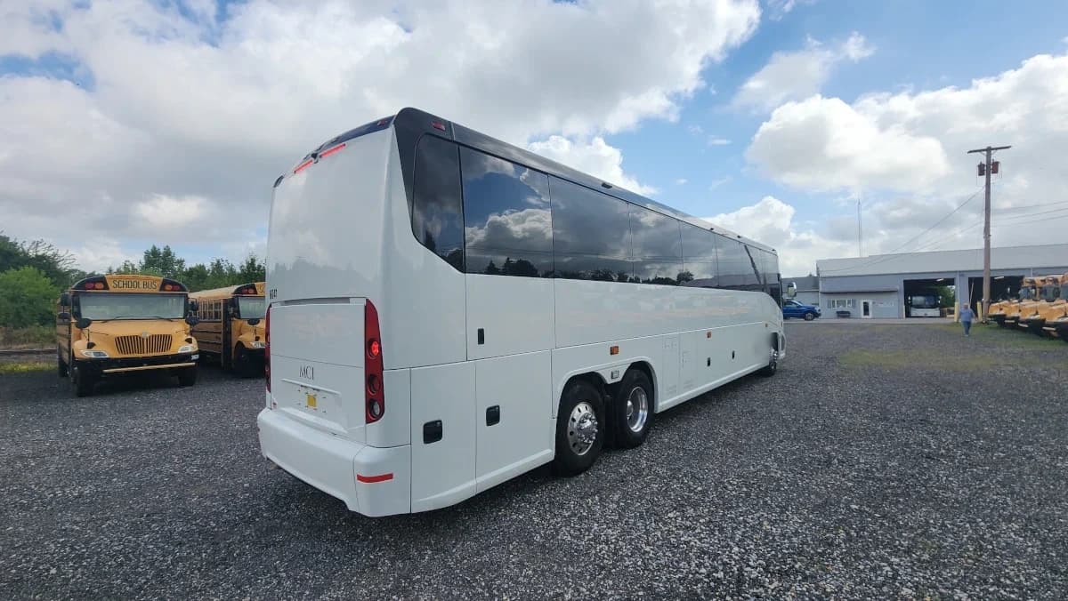 2025 MCI J4500 ADA Coach Bus - Image 3